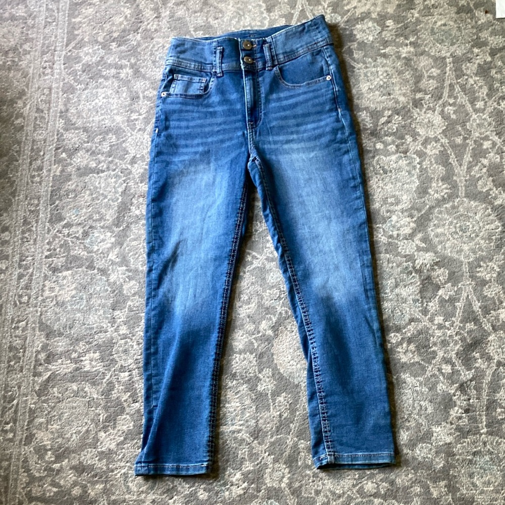 No Boundaries High Waist Cropped Jeans Size 11 EUC